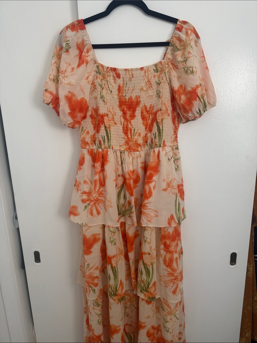 NWT Floral Tiered Puff-Sleeve Maxi Dress in Peach and Orange